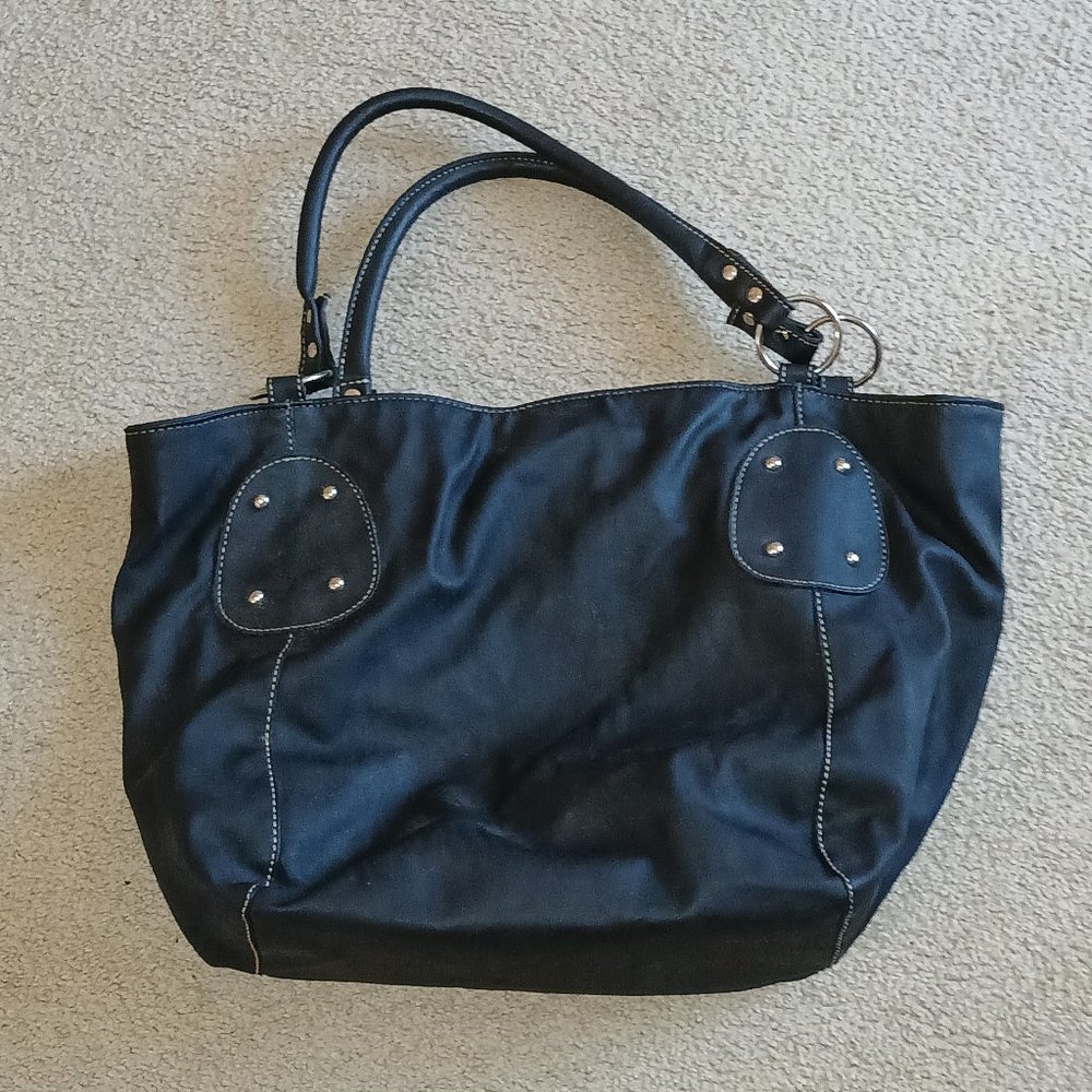 Purse - Picture 2 of 6